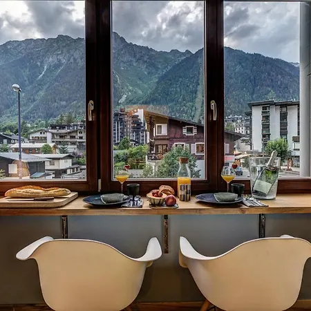 Center Luxury Apartment